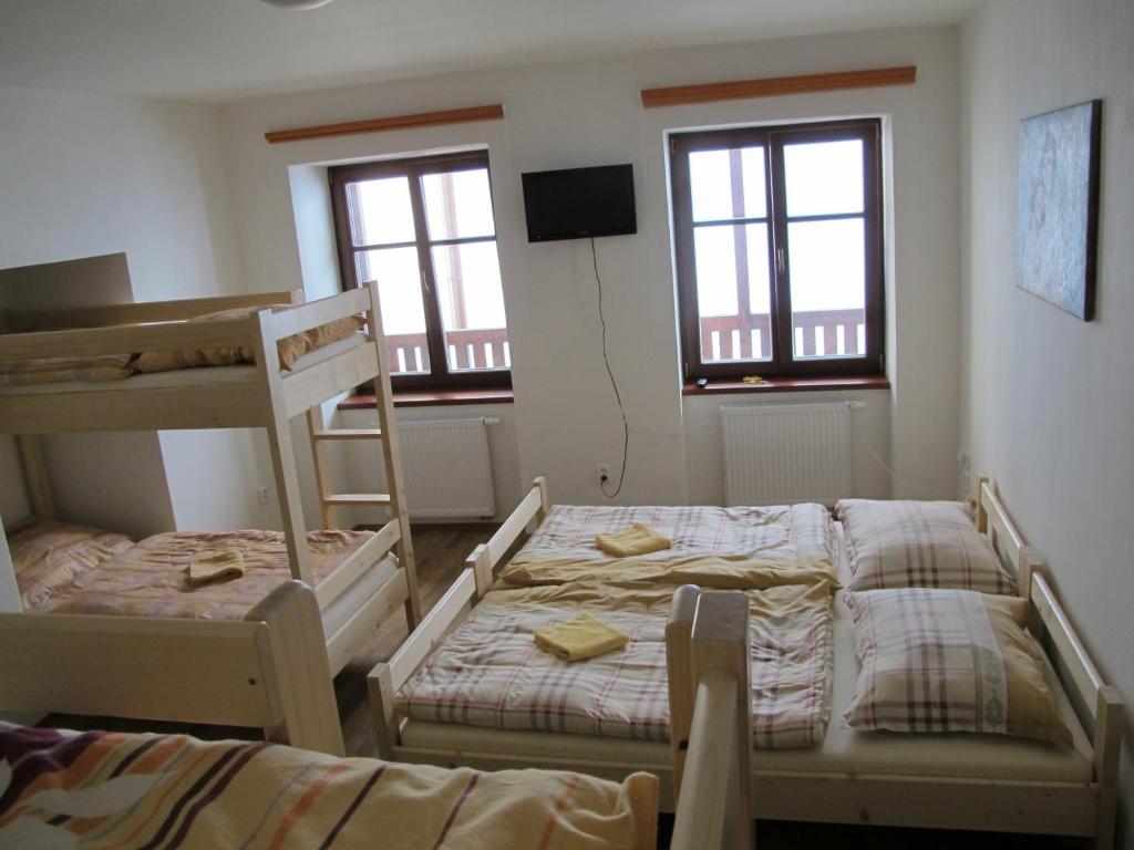 Hostel Singer Pub Ceske Budejovice Room photo