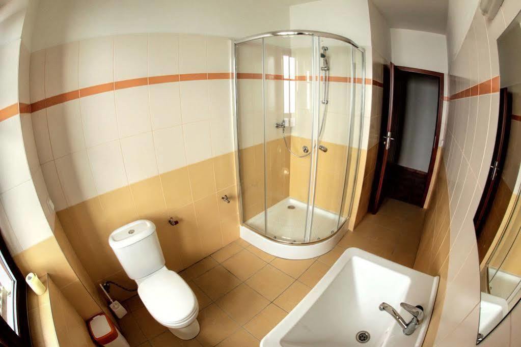 Hostel Singer Pub Ceske Budejovice Exterior photo