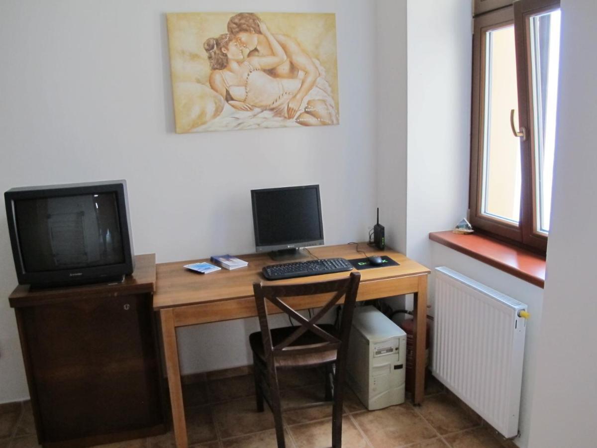 Hostel Singer Pub Ceske Budejovice Room photo